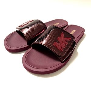 NWOB MICHAEL KORS Hook and Loop Slide Sandal Burgundy Red Snakeskin Shiny